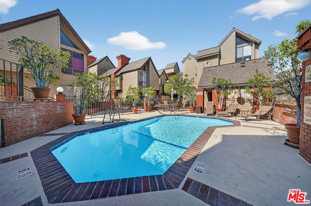 835 S Lucerne Blvd Unit: 105