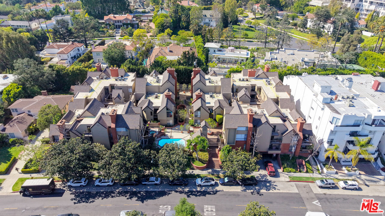 835 S Lucerne Blvd Unit: 105