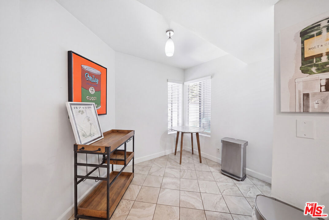 835 S Lucerne Blvd Unit: 105
