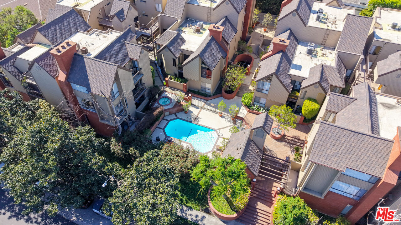 835 S Lucerne Blvd Unit: 105