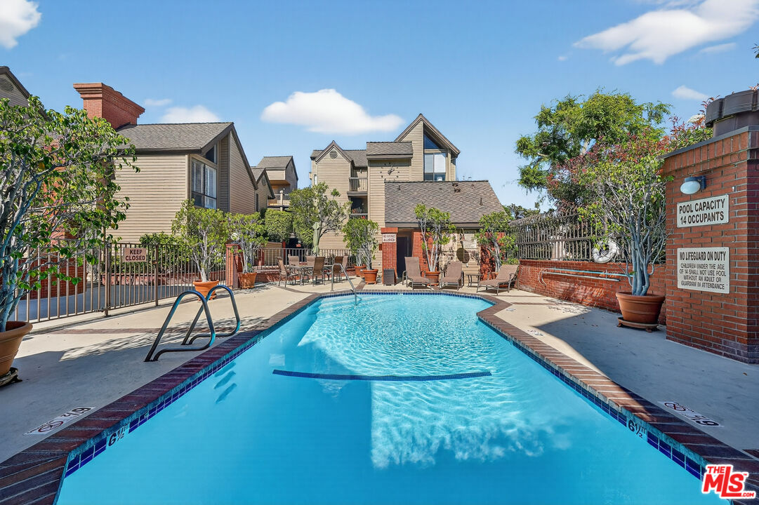 835 S Lucerne Blvd Unit: 105