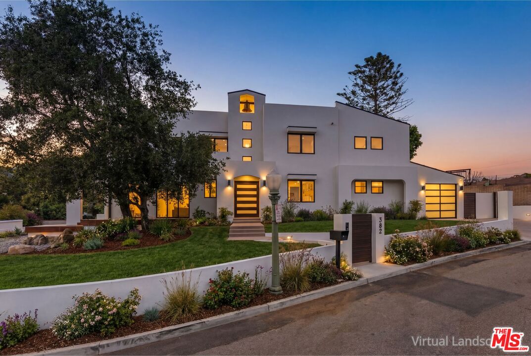 382 Aderno Way