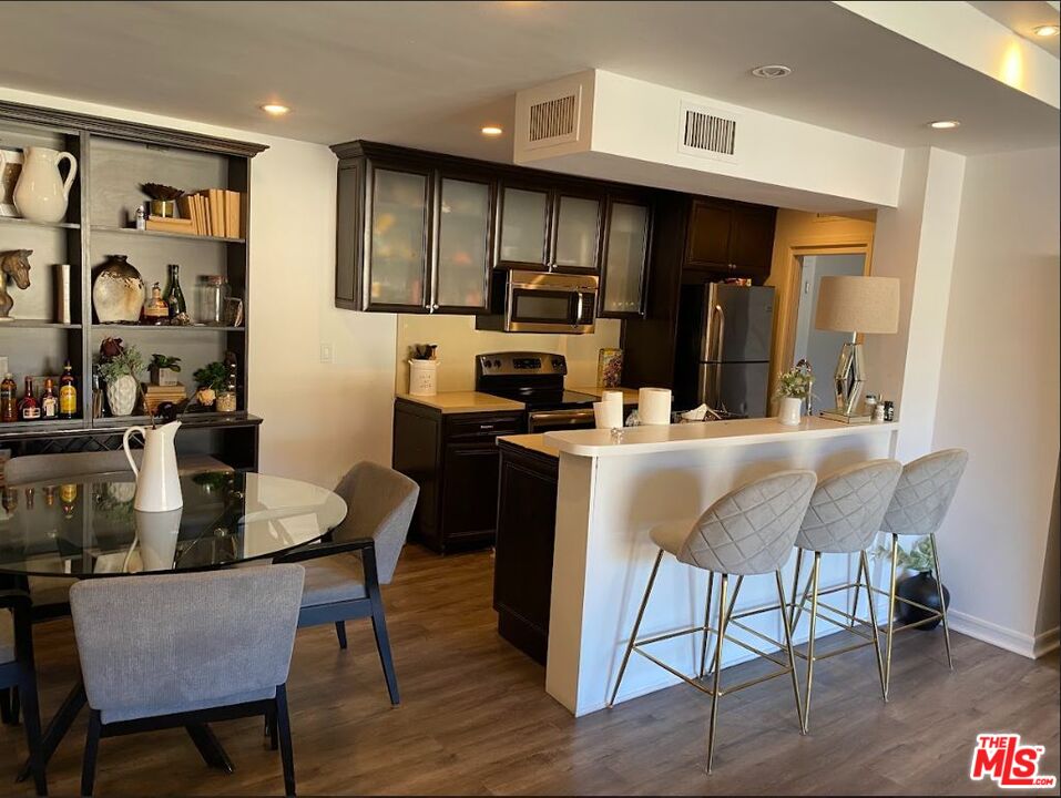 7250 Franklin Ave Unit: 503