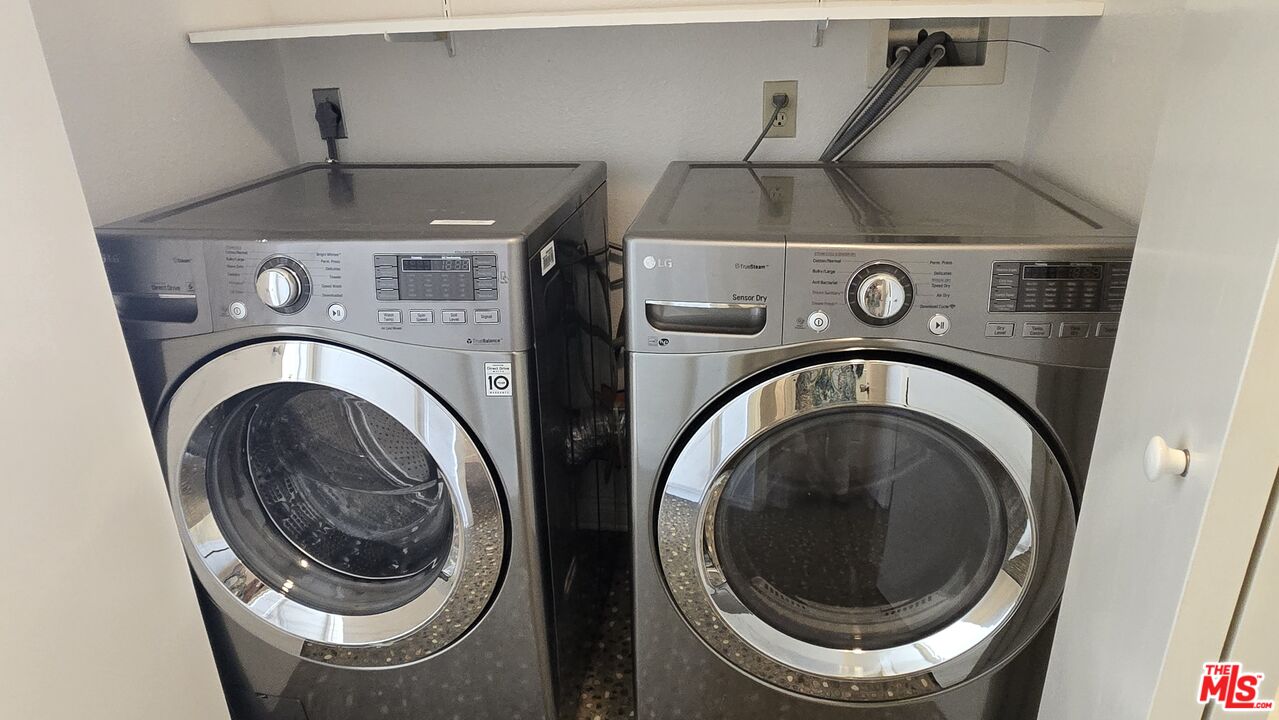 2131 Century Park Ln Unit: 212