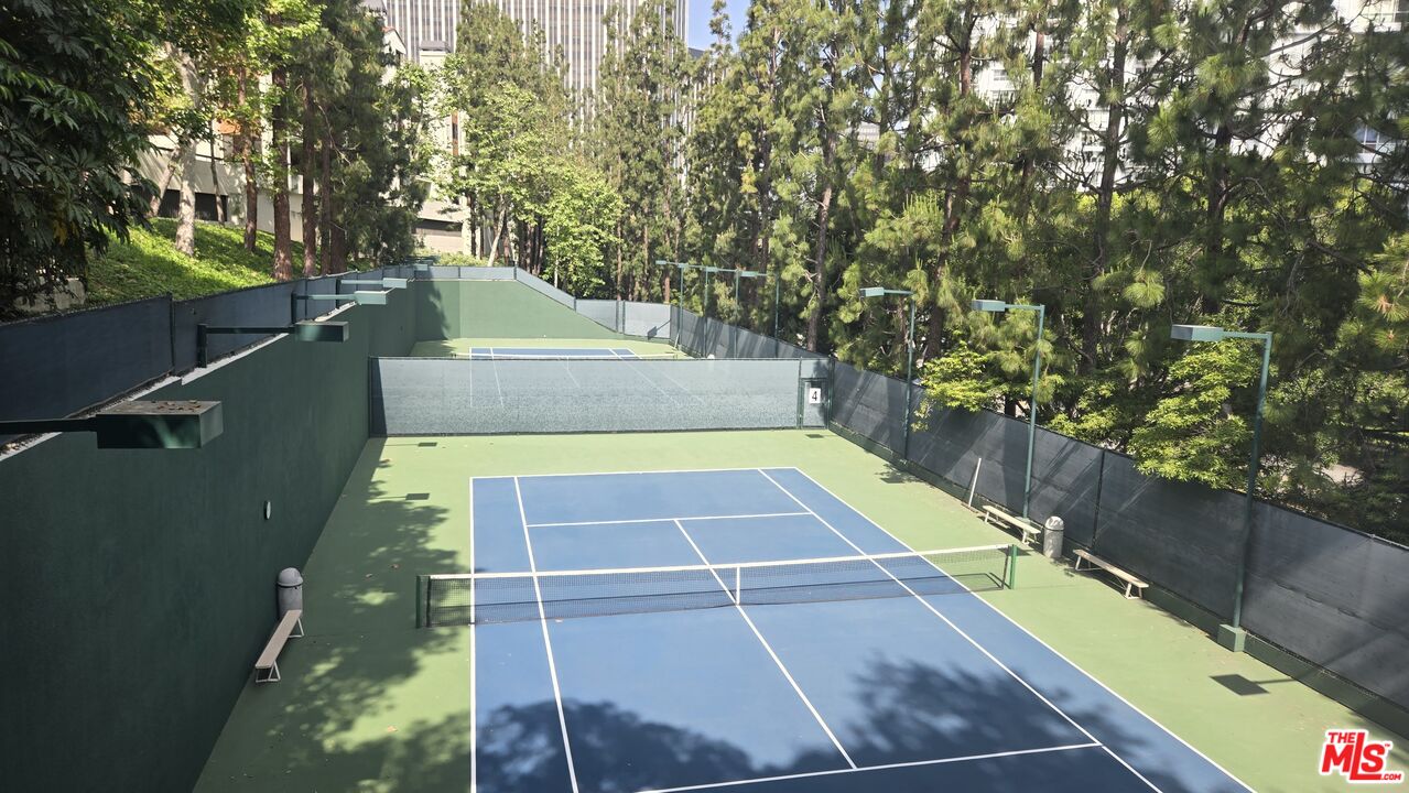 2131 Century Park Ln Unit: 212