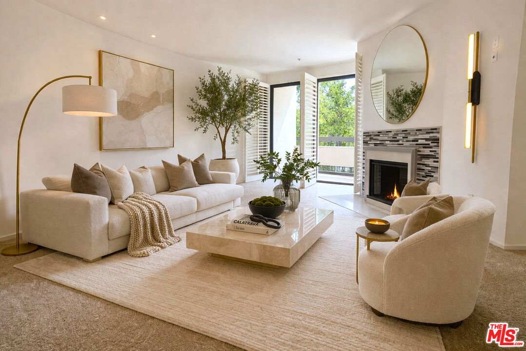 2131 Century Park Ln Unit: 212