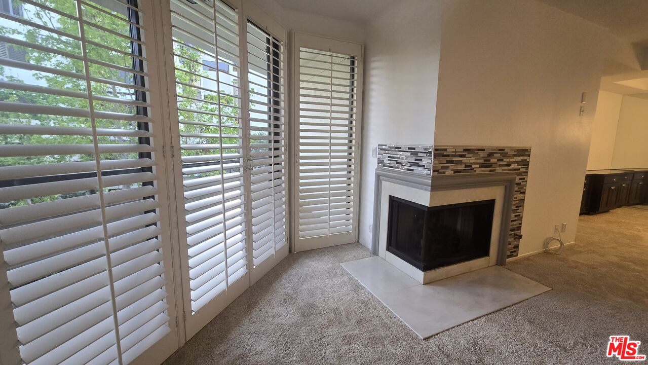 2131 Century Park Ln Unit: 212