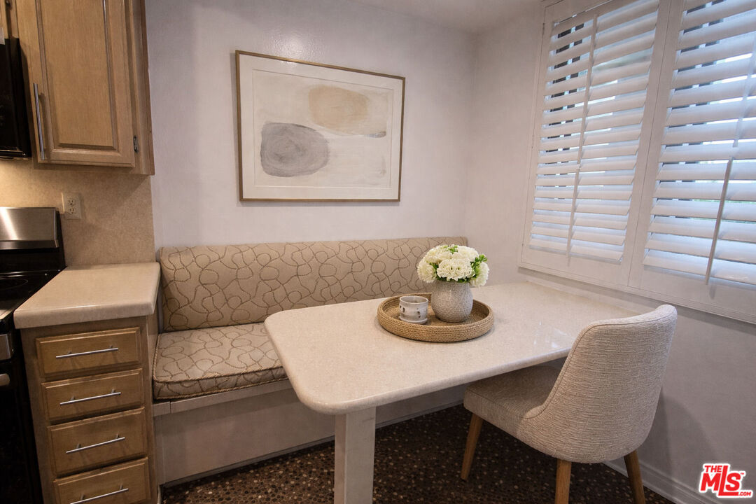 2131 Century Park Ln Unit: 212