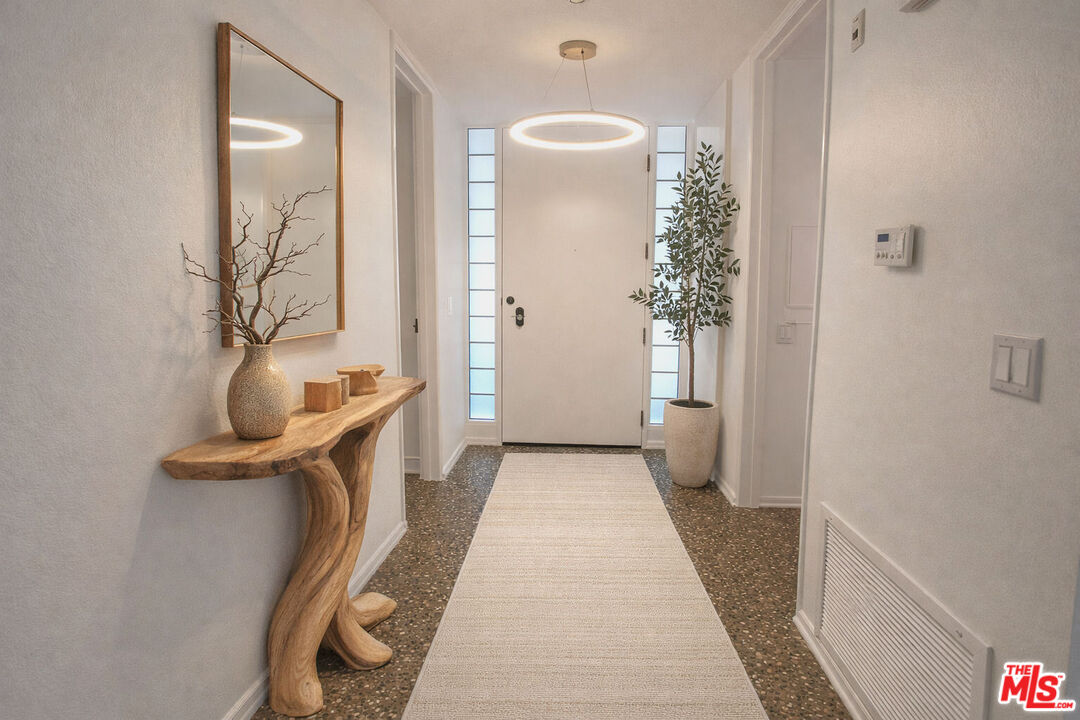 2131 Century Park Ln Unit: 212