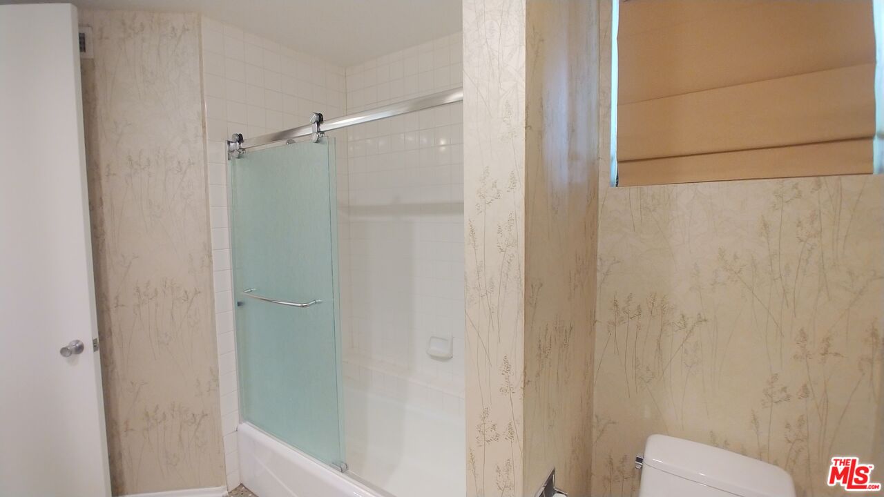 2131 Century Park Ln Unit: 212