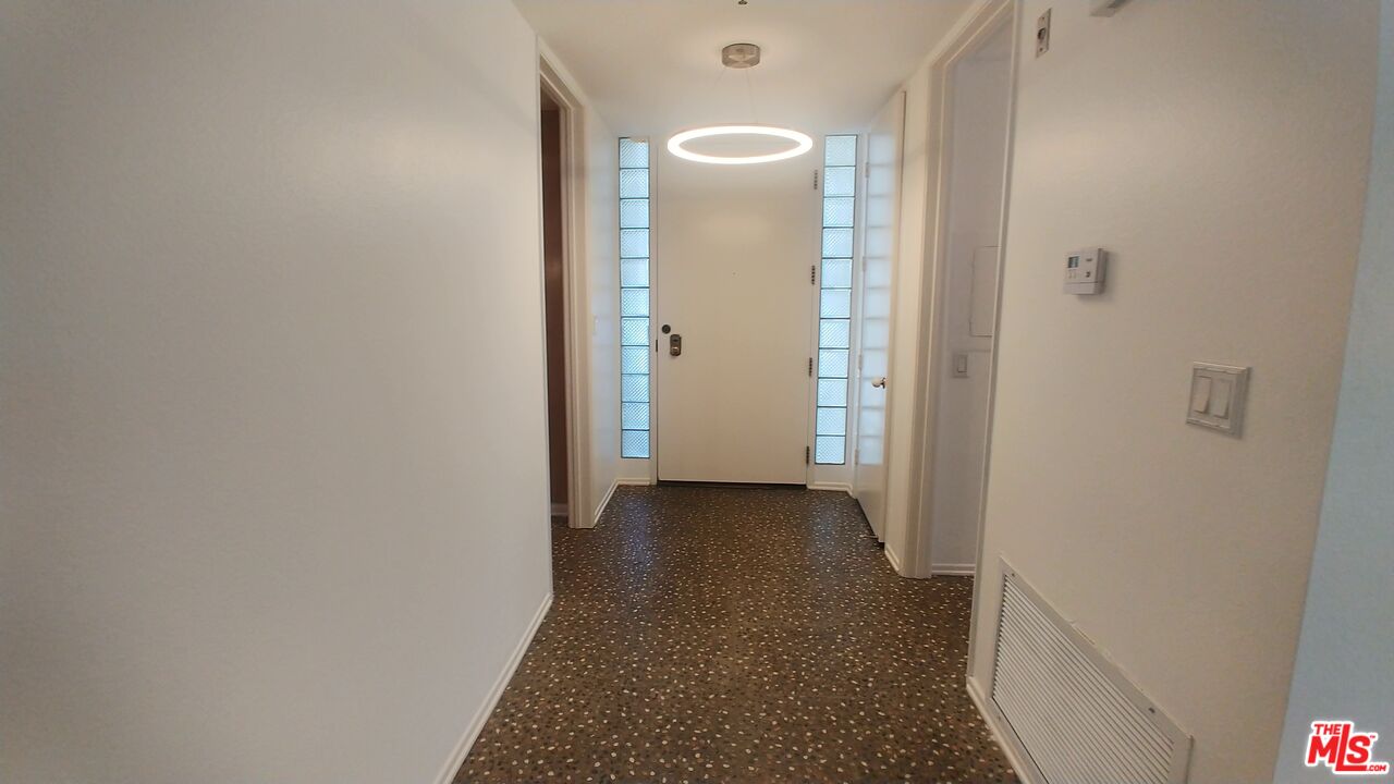 2131 Century Park Ln Unit: 212