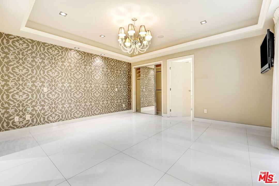 11921 Dorothy St Unit: 102