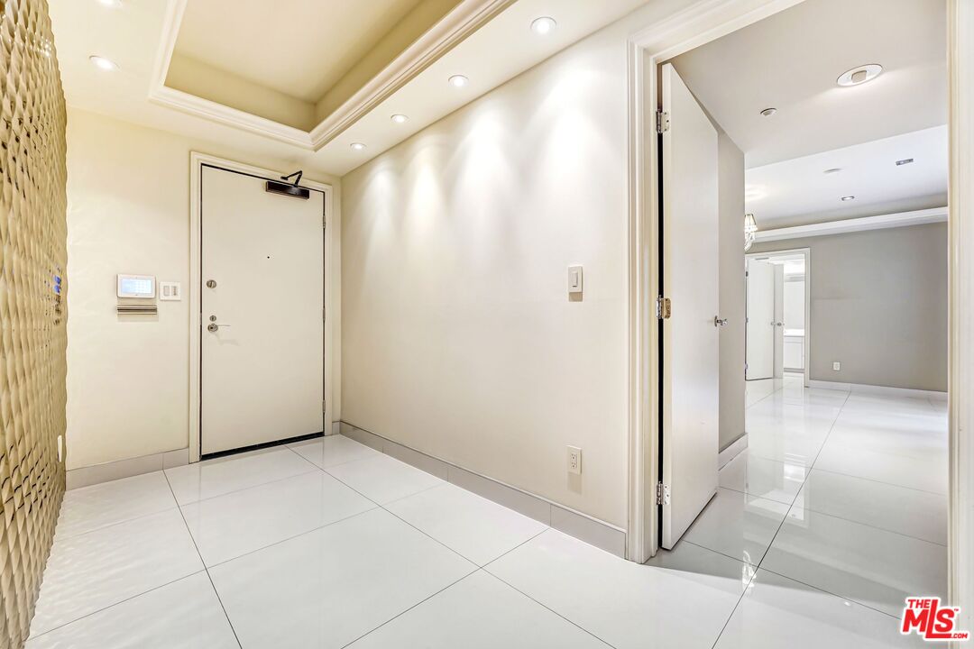 11921 Dorothy St Unit: 102