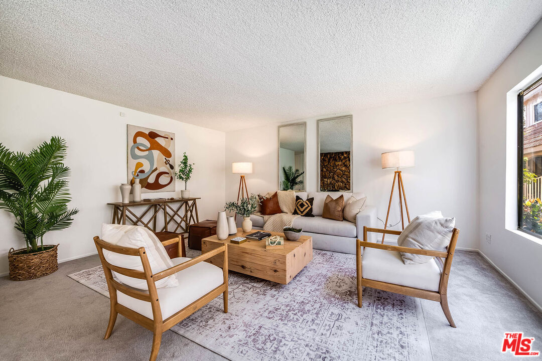 2249 20th St Unit: 3