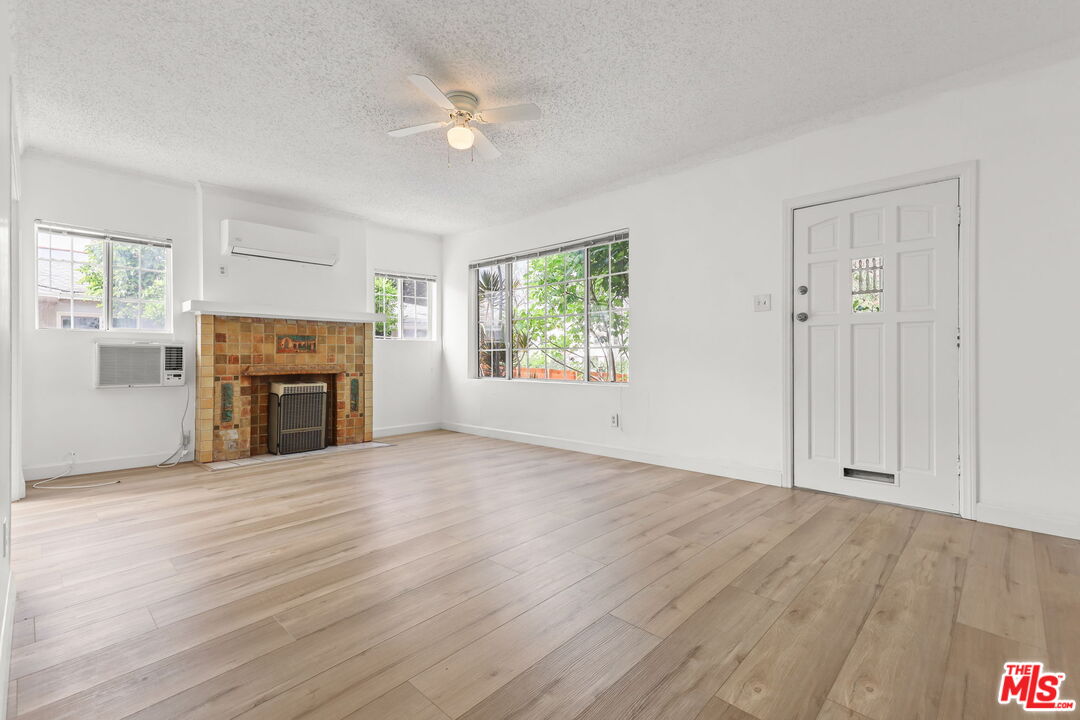 1174 S Highland Ave