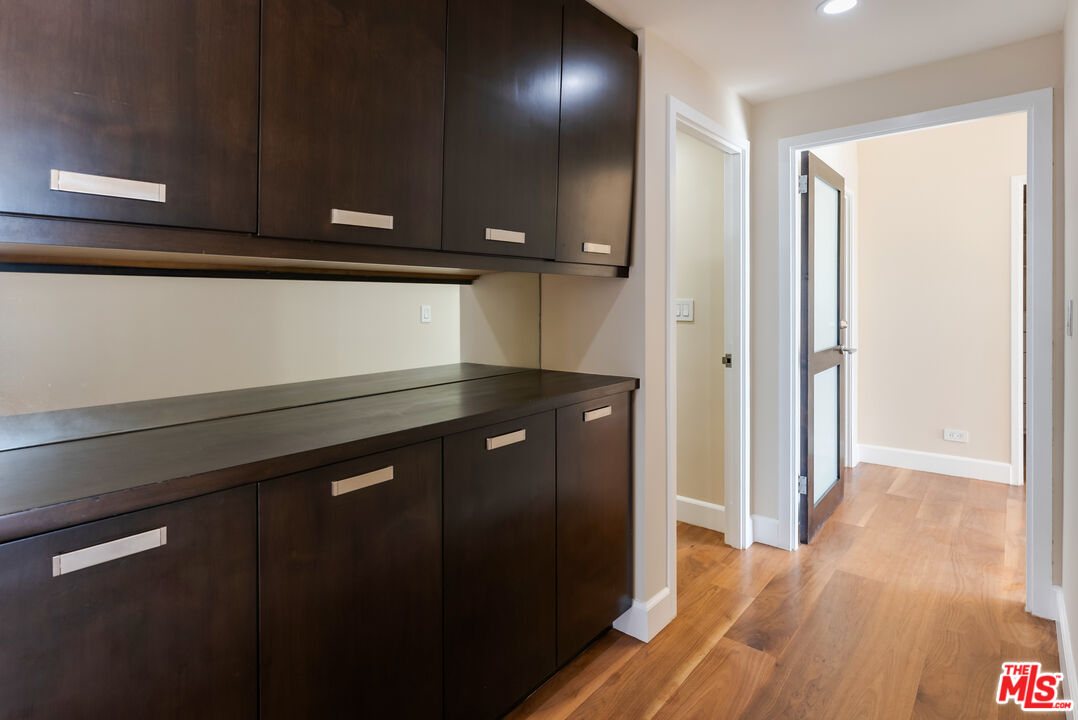 2220 Avenue Of The Stars Unit: 1601