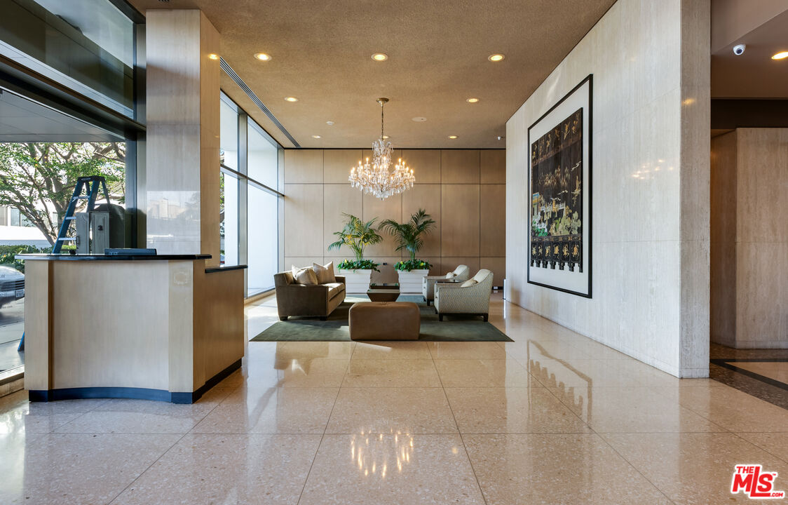 2220 Avenue Of The Stars Unit: 1601