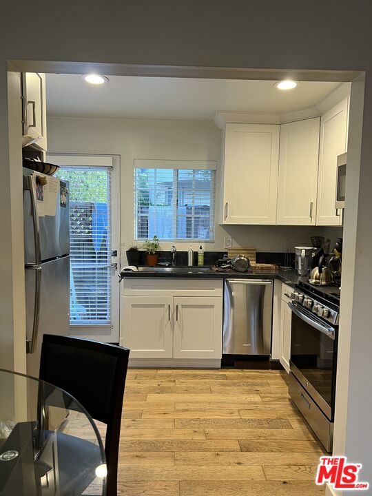 252 Hampton Dr Unit: A