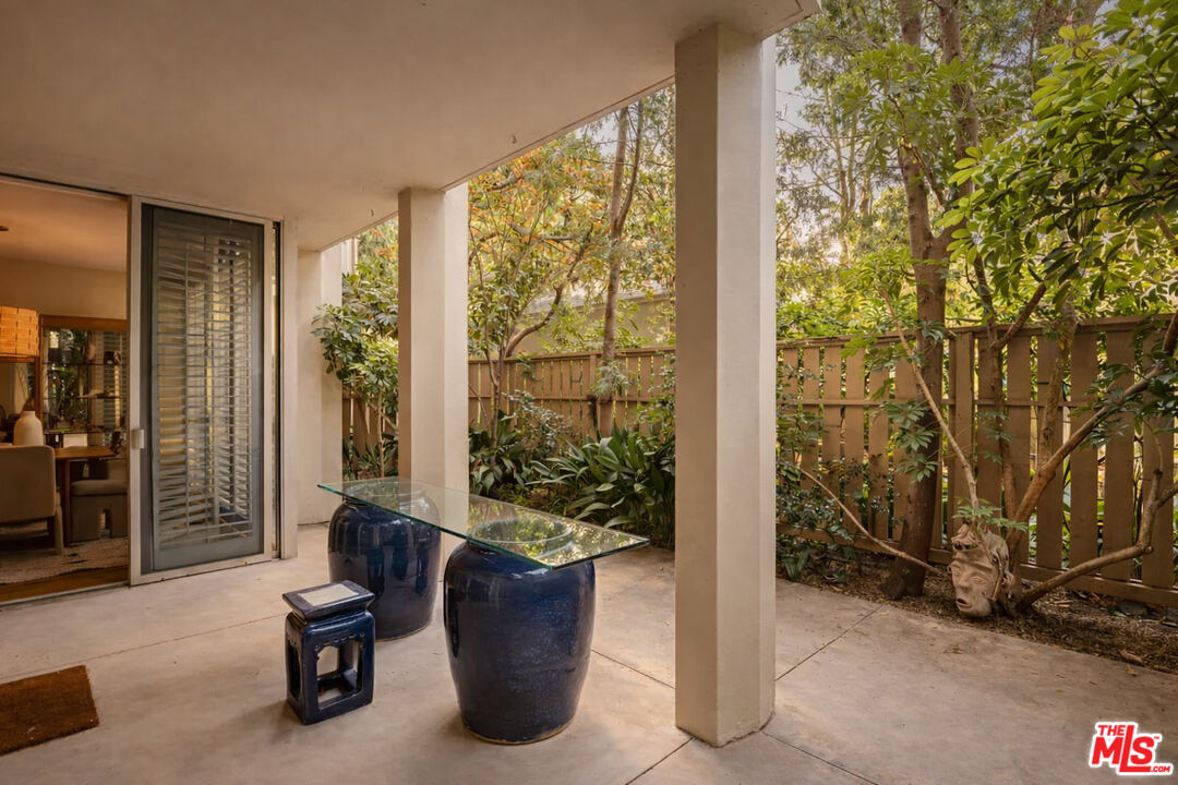 4411 Los Feliz Blvd Unit: 106