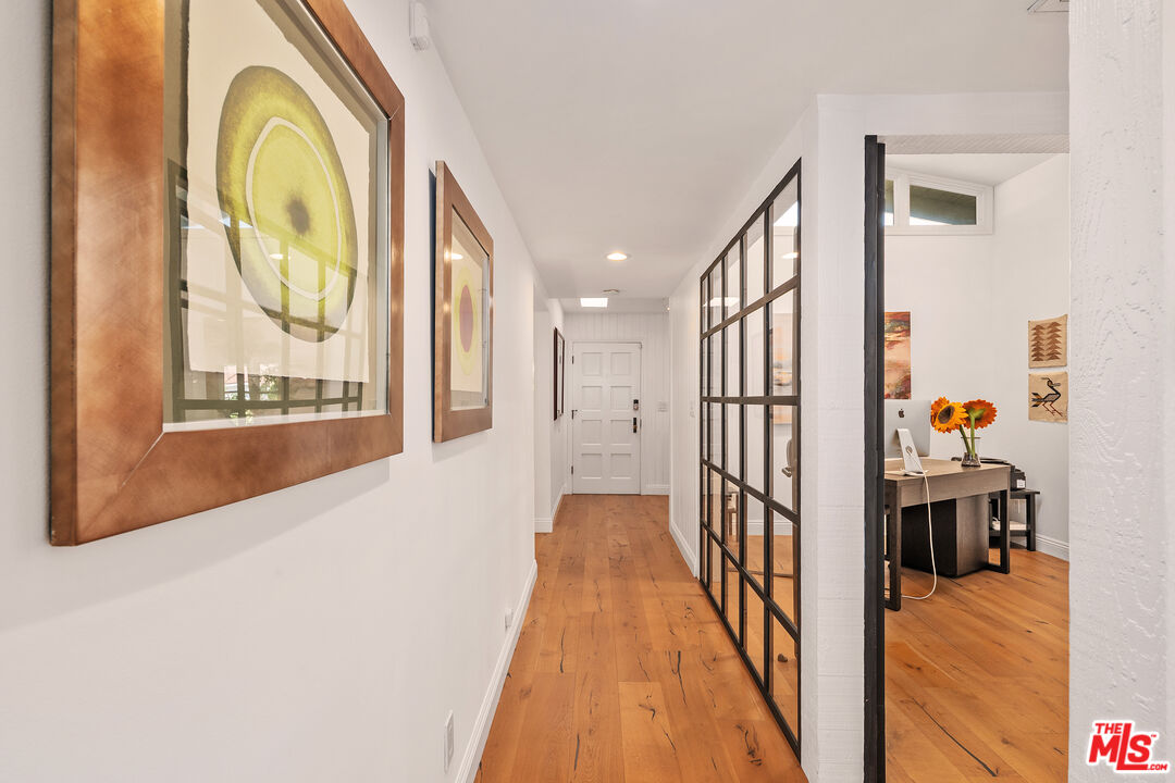 12722 Sarah St