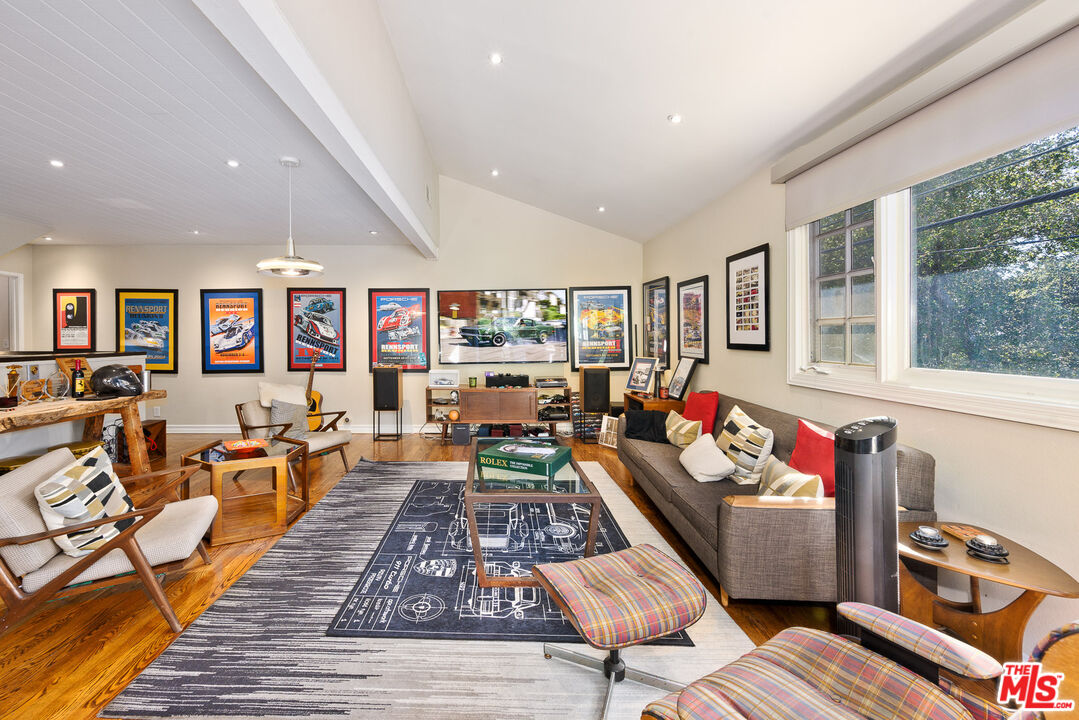 1138 Glen Arbor Ave