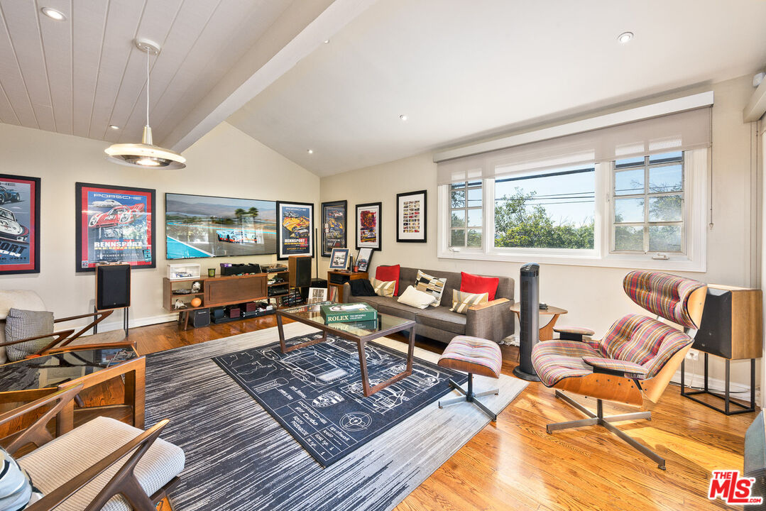 1138 Glen Arbor Ave