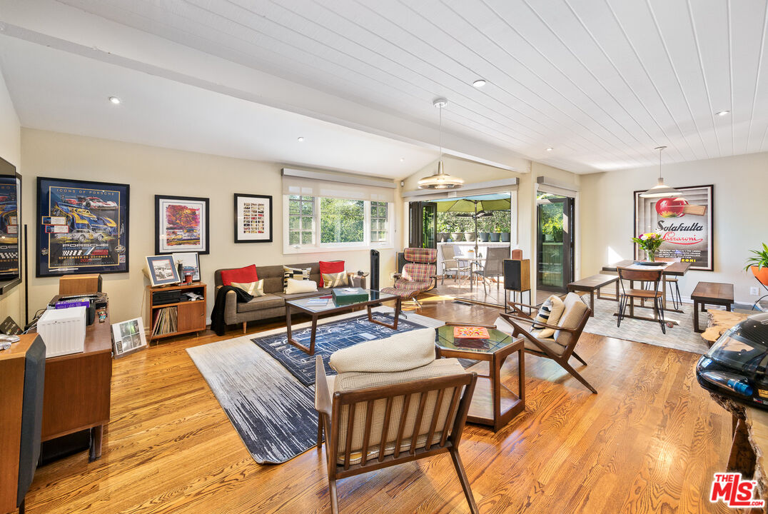 1138 Glen Arbor Ave