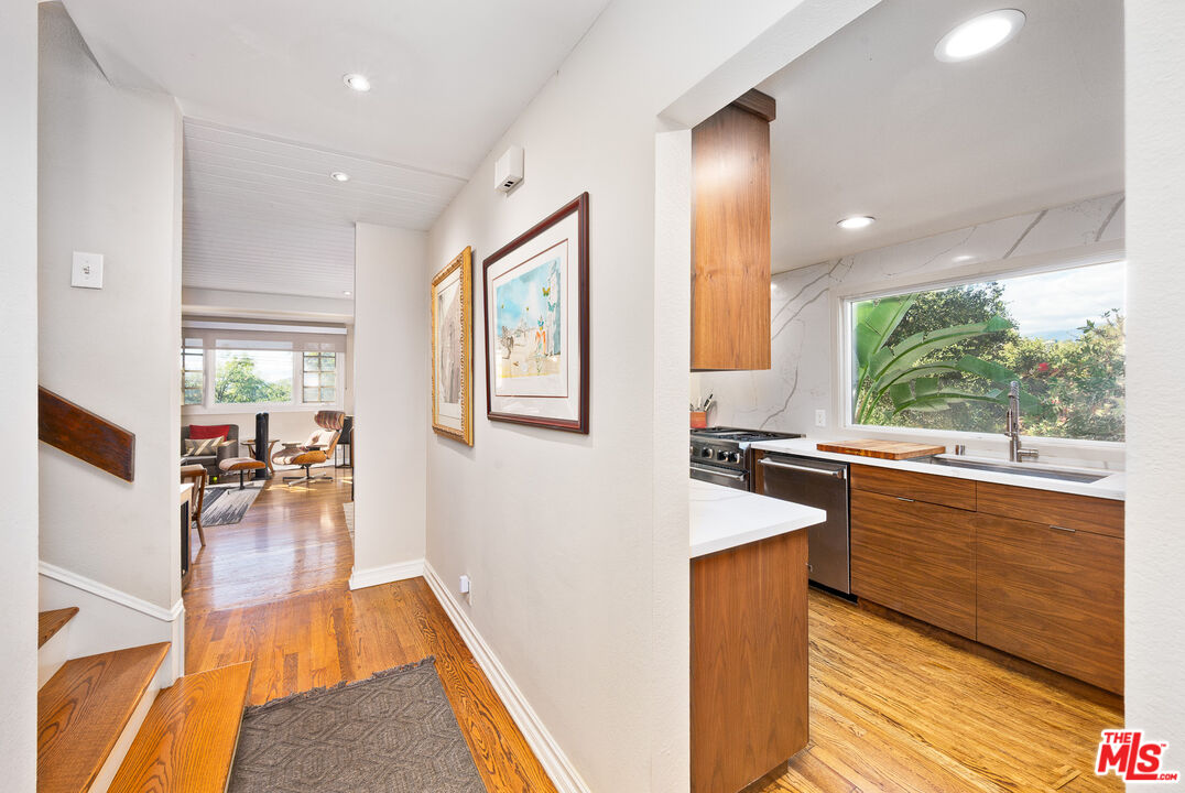 1138 Glen Arbor Ave