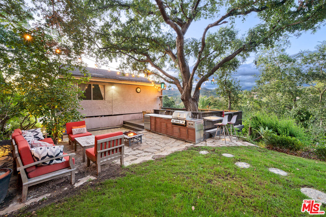 1138 Glen Arbor Ave