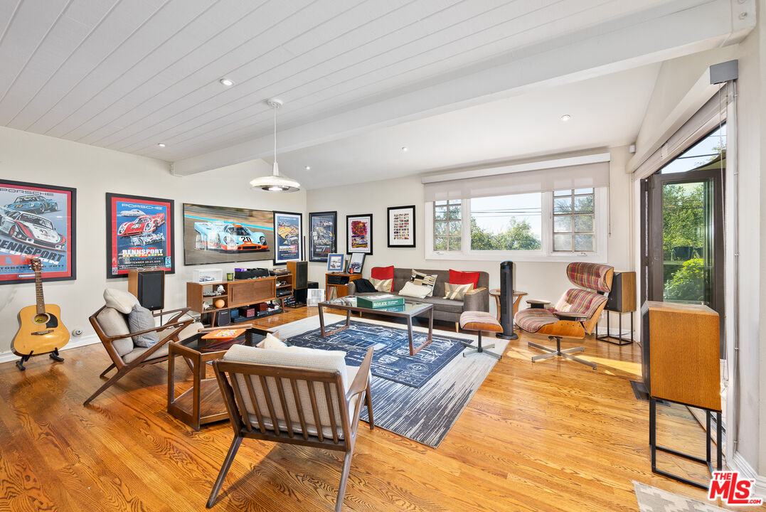 1138 Glen Arbor Ave