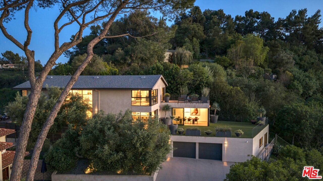 3337 Beverly Ranch Rd