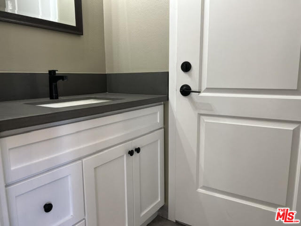 334 Stepney St Unit: C