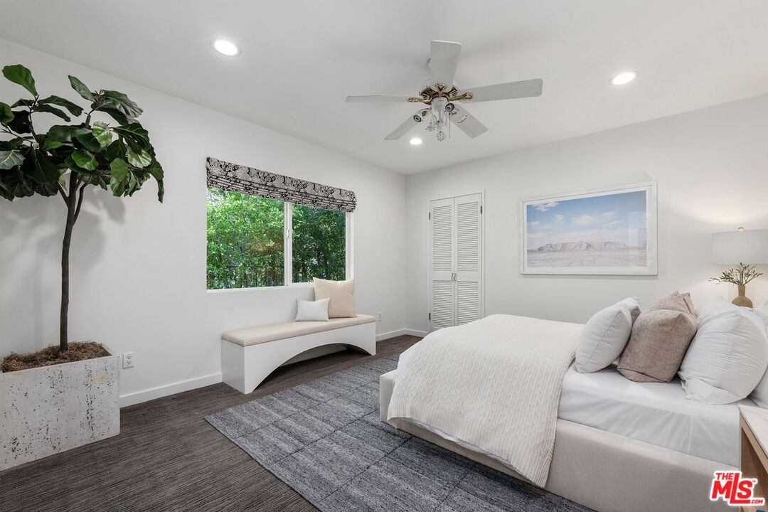 15831 Tobin Way