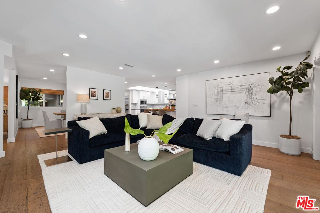 15831 Tobin Way