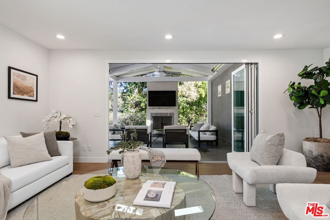 15831 Tobin Way