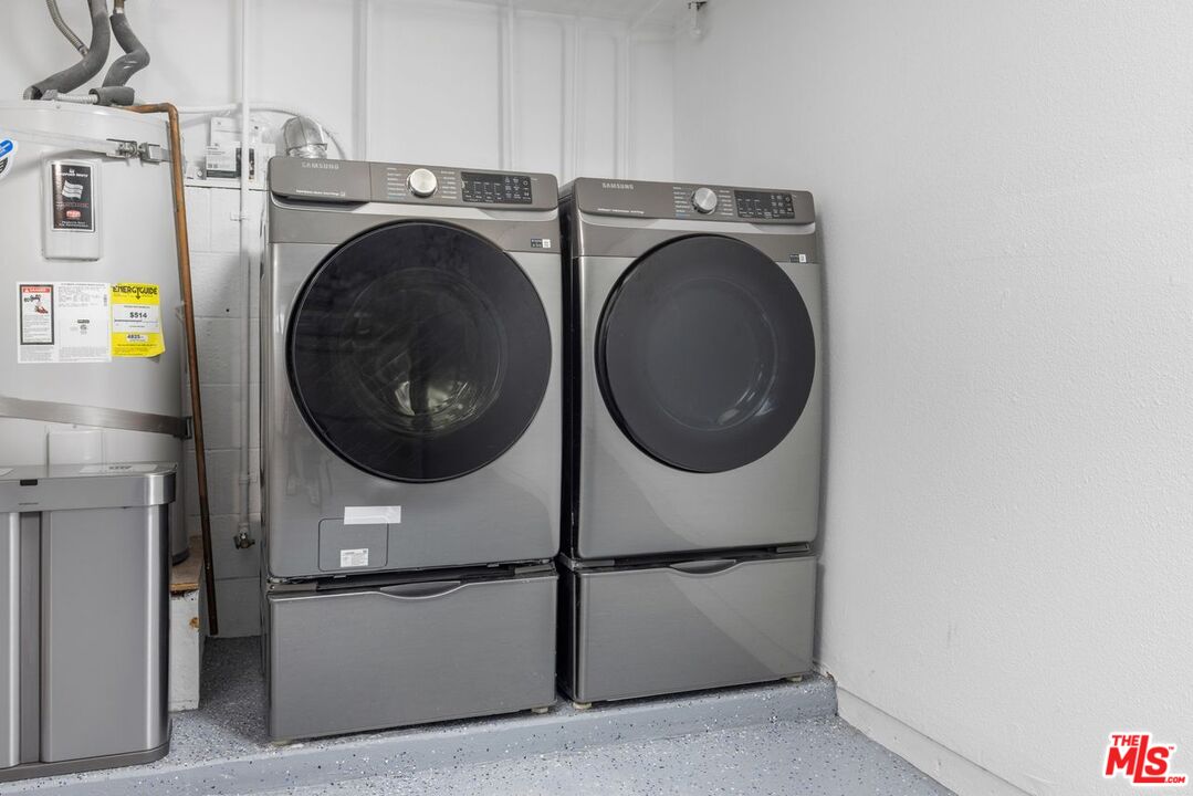 2613 6th St Unit: 3