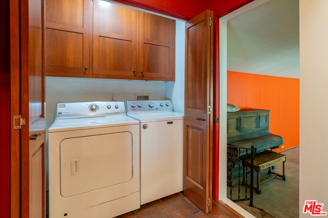 2524 Laurel Pass
