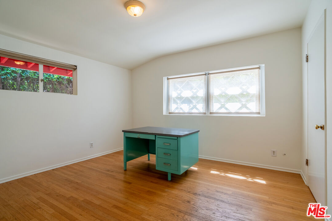 2524 Laurel Pass