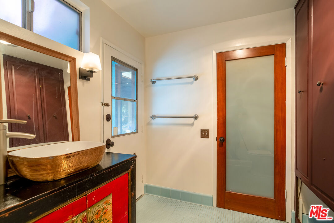 2524 Laurel Pass