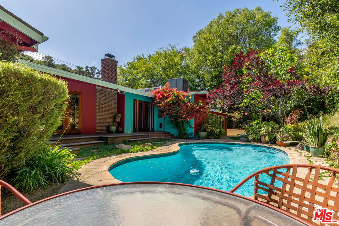 2524 Laurel Pass