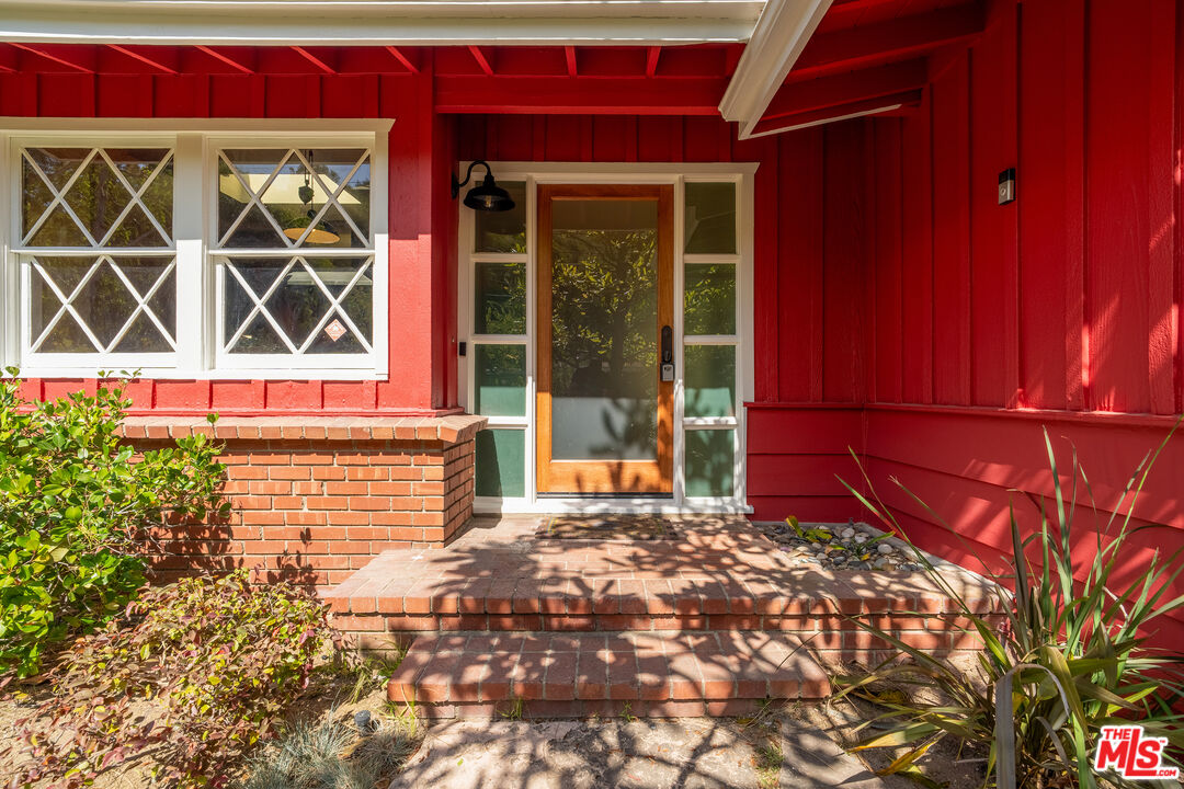 2524 Laurel Pass