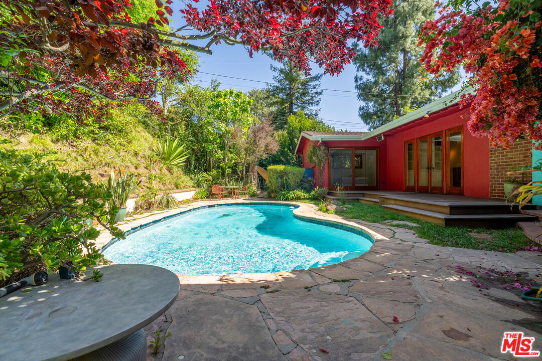 2524 Laurel Pass