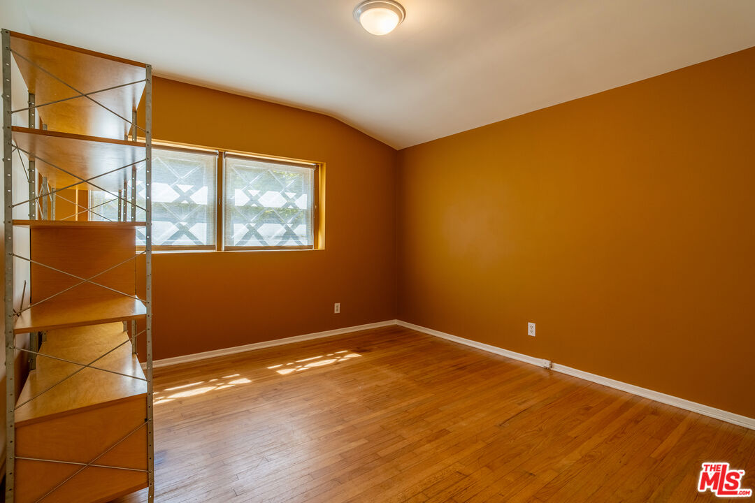 2524 Laurel Pass