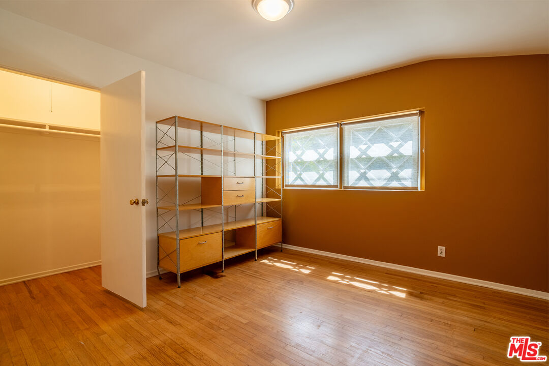 2524 Laurel Pass