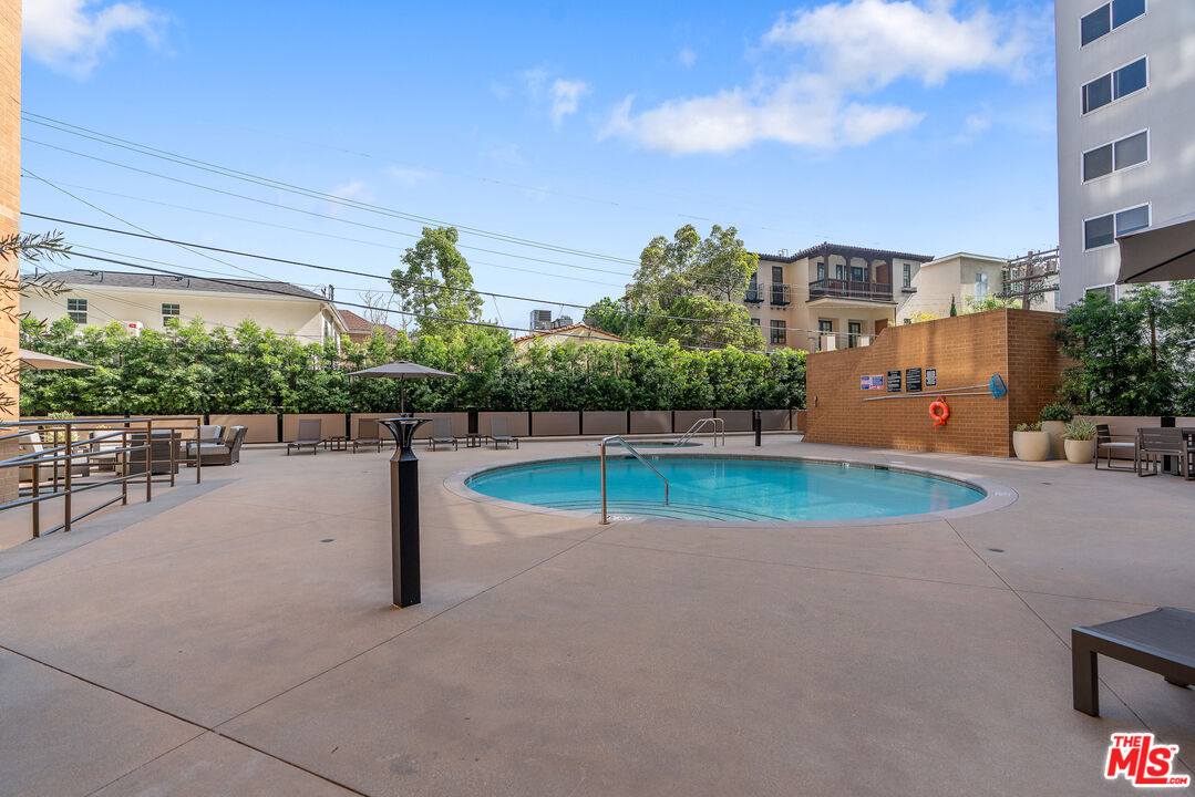 10430 Wilshire Blvd Unit: 305