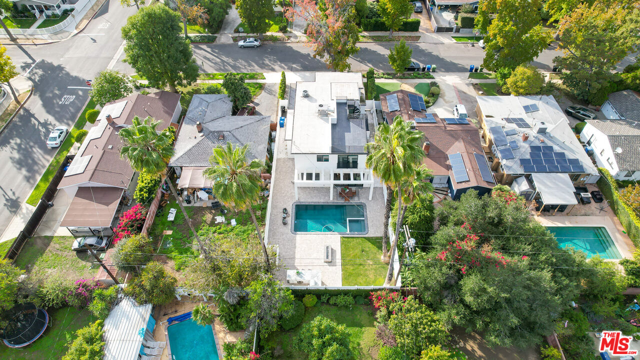 5812 Willis Ave