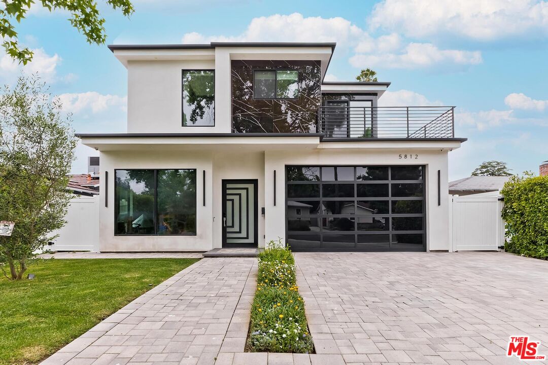 5812 Willis Ave