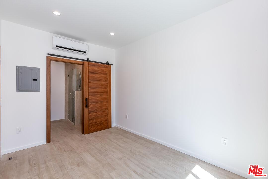 8012 Zeus Dr