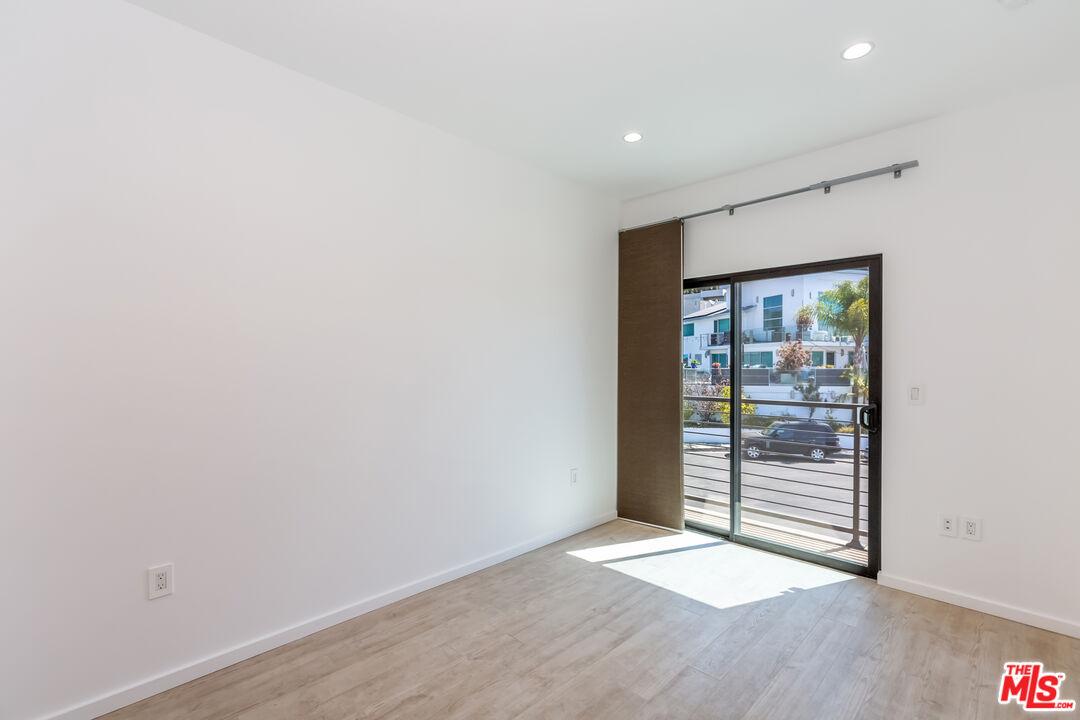 8012 Zeus Dr