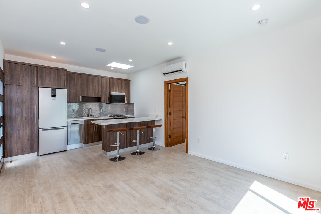 8012 Zeus Dr